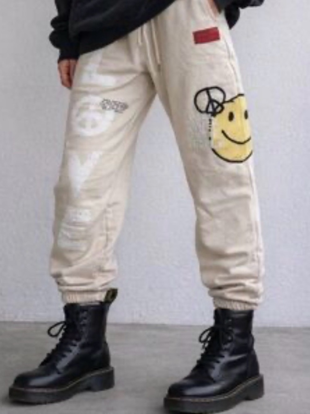 CHNGE Cream Joggers with Yellow Smiley & Peace Graphic